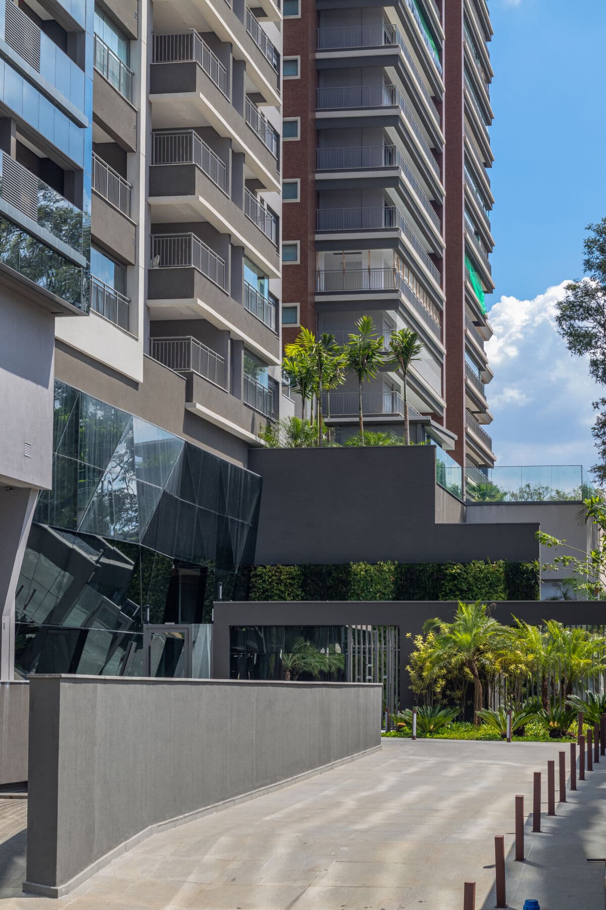 Charlie Thera Ibirapuera