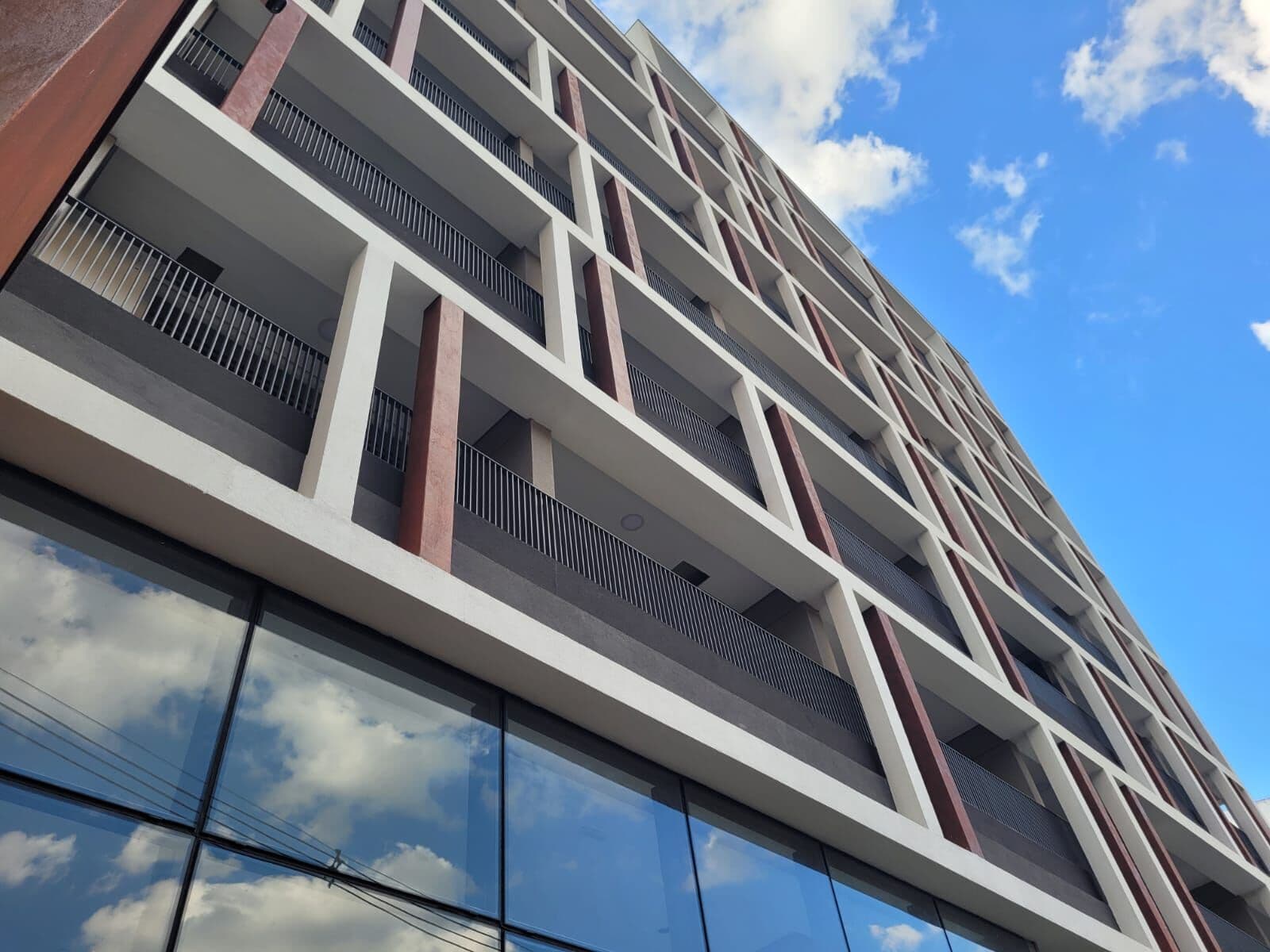 Charlie Domy Paraíso