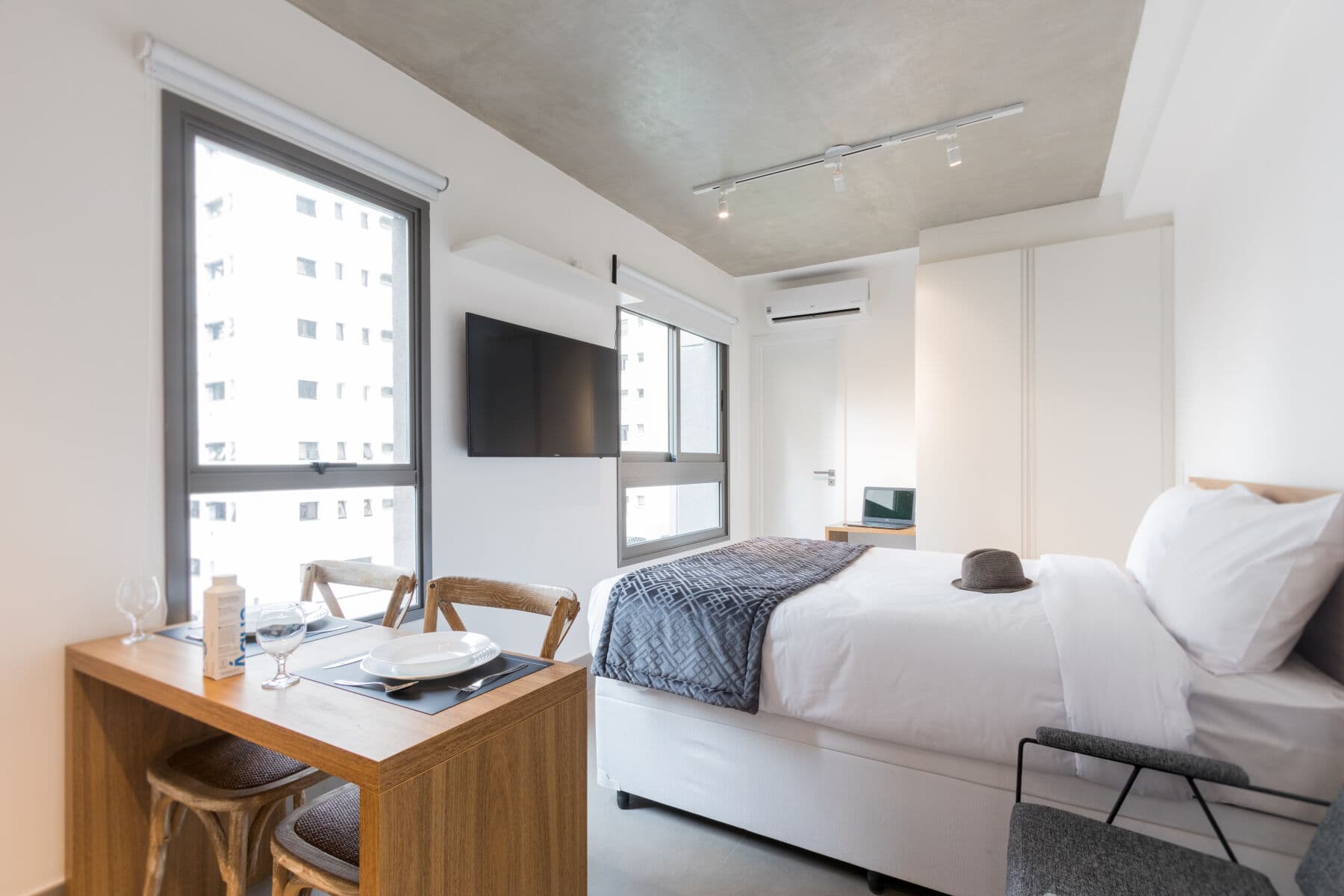 Charlie Vila Nova Conceição Jacques Félix