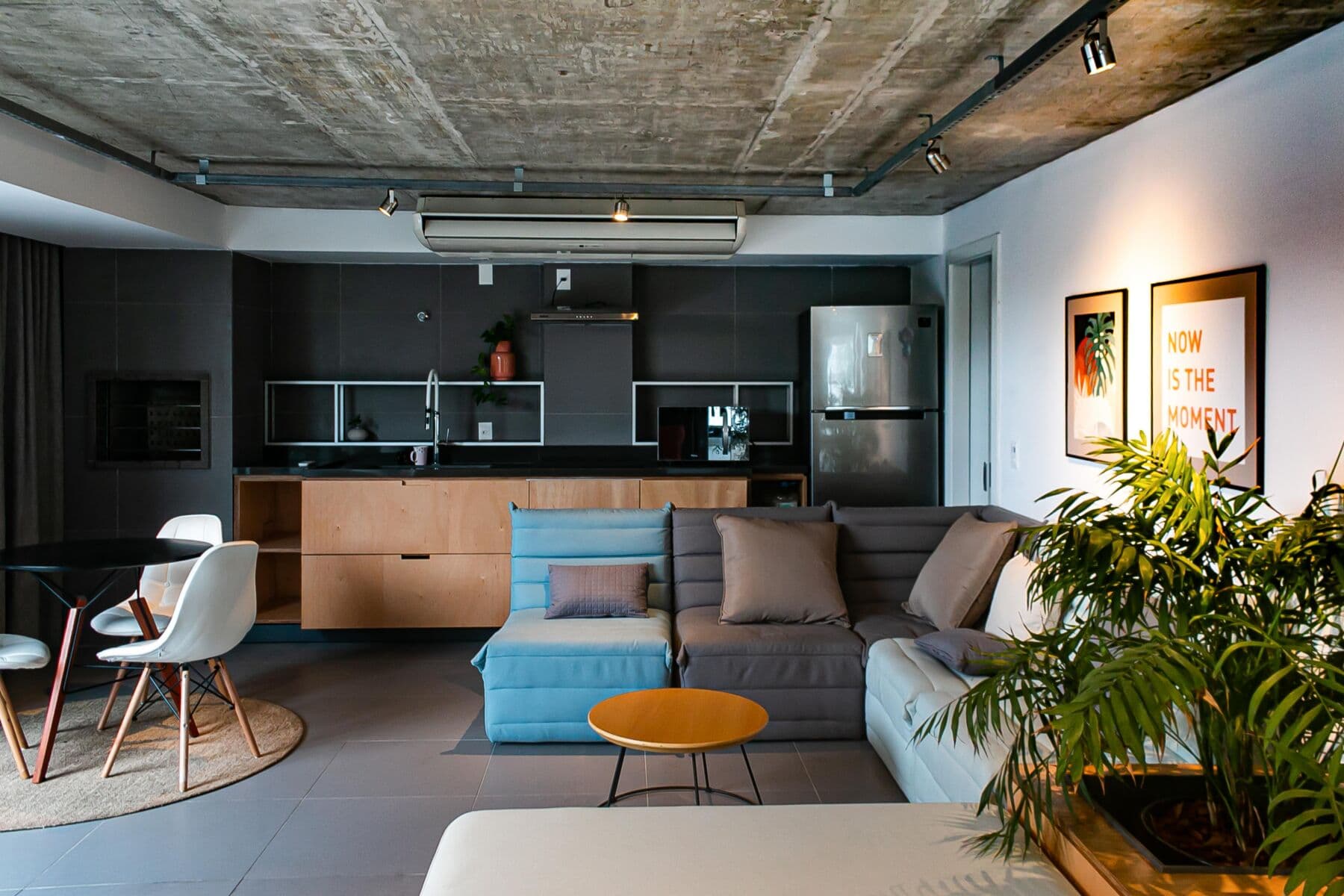 Charlie Porto Alegre Praça 4