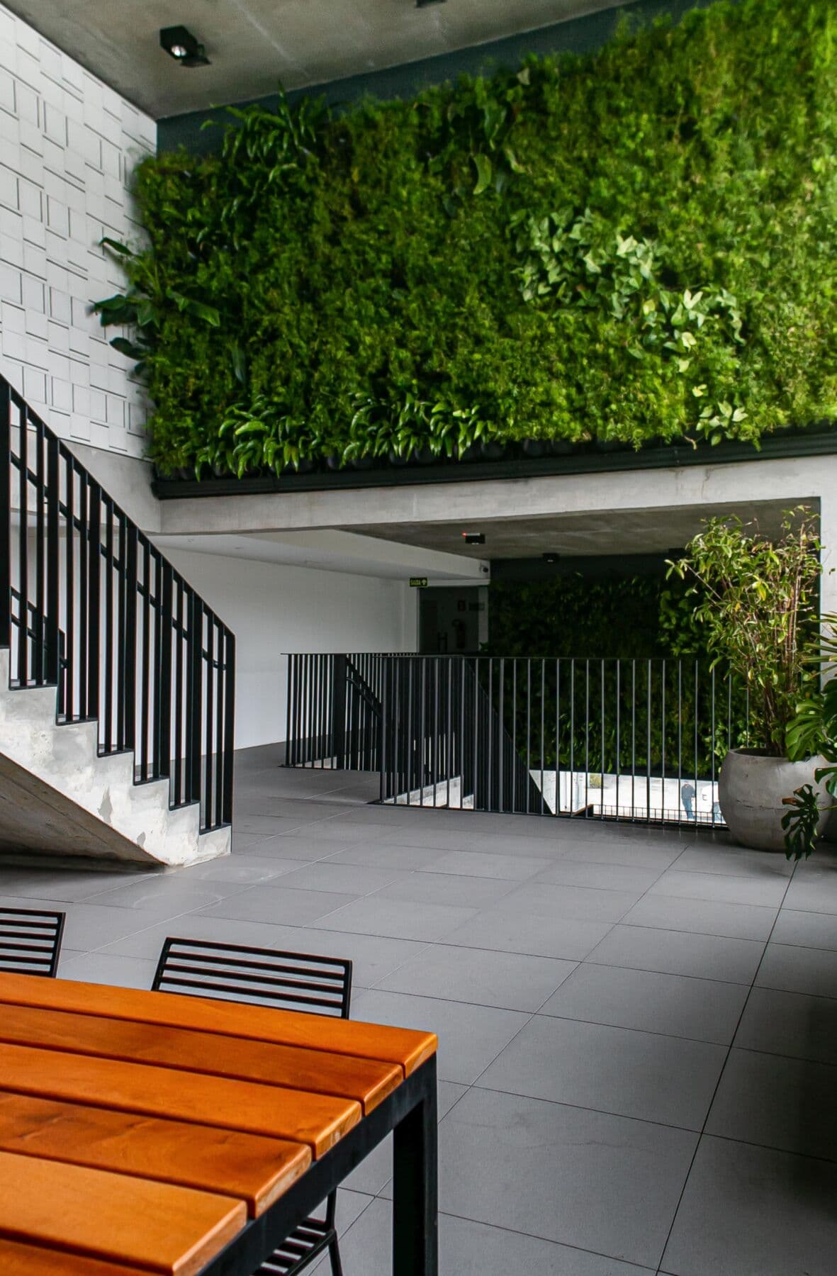 Charlie Porto Alegre Praça 4