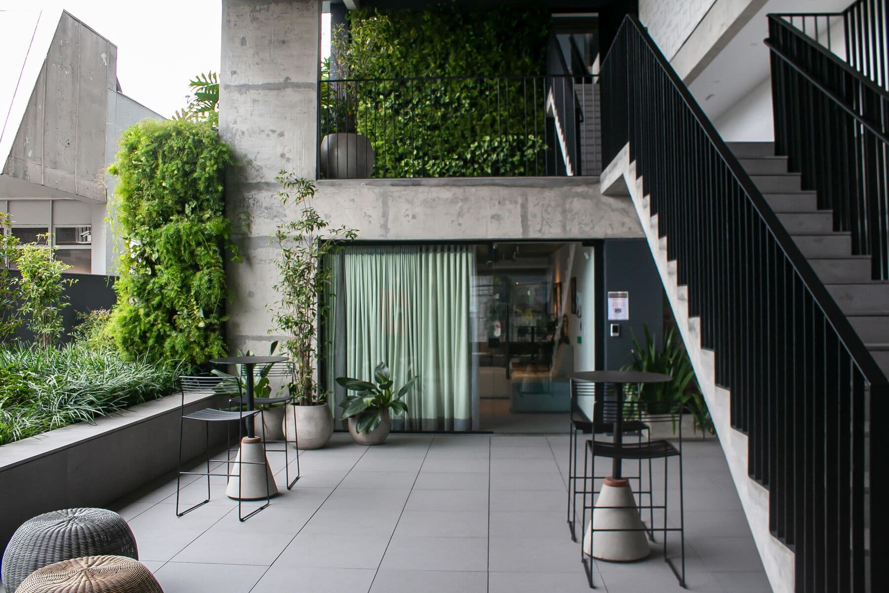 Charlie Porto Alegre Praça 4