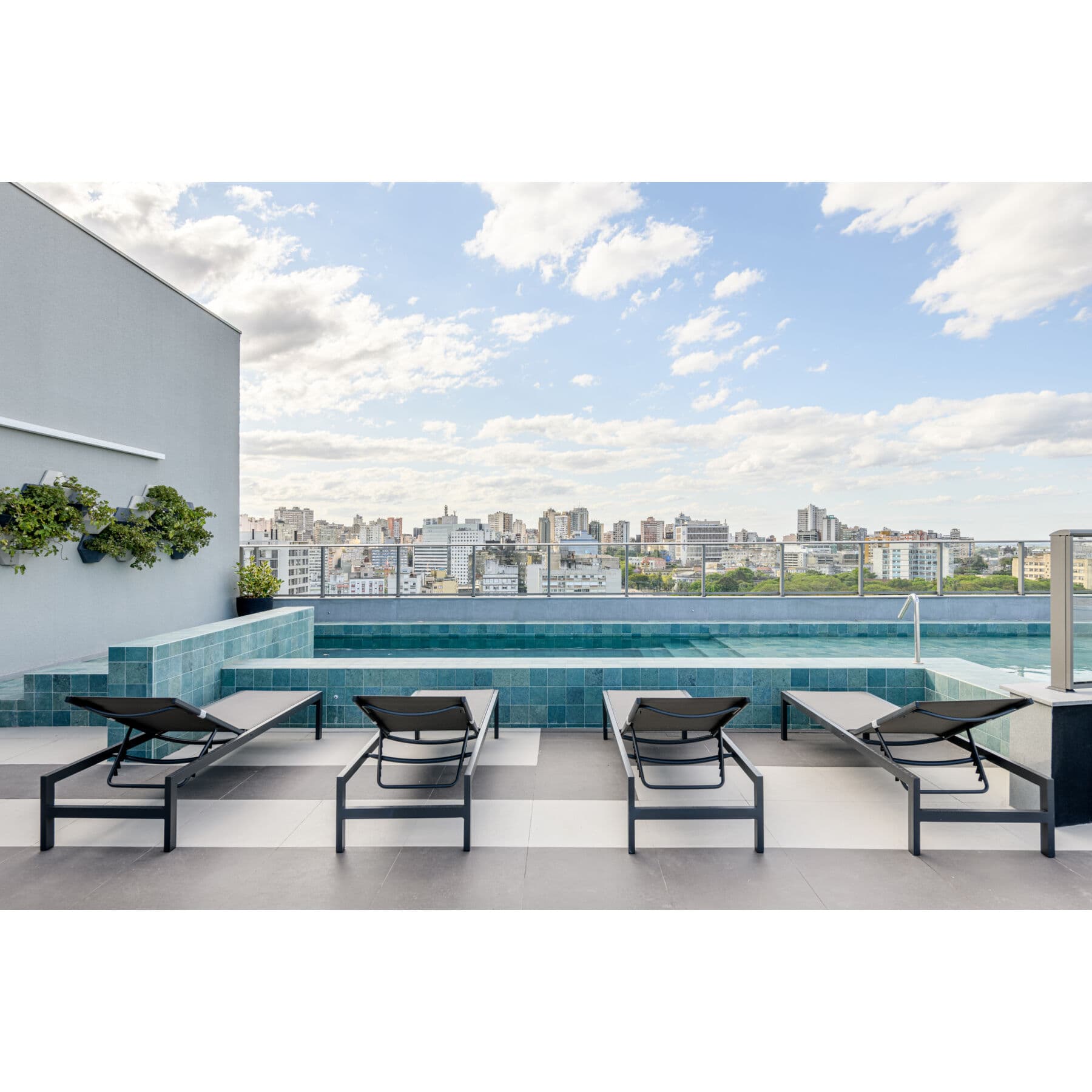 Charlie JP Redenção Cidade Baixa