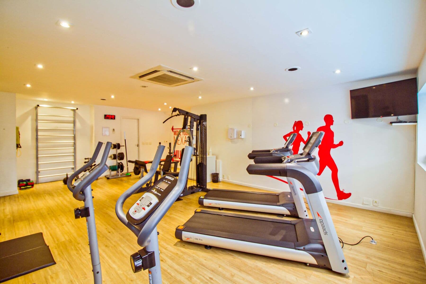 NewCiti Itaim by Charlie