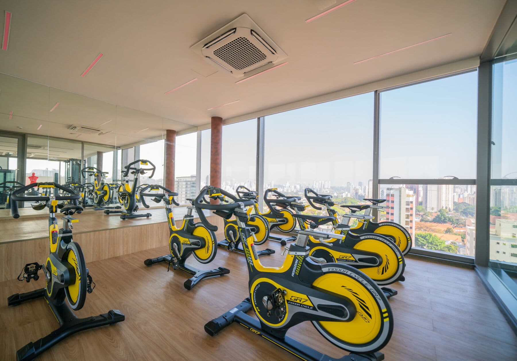 Charlie For You Moema