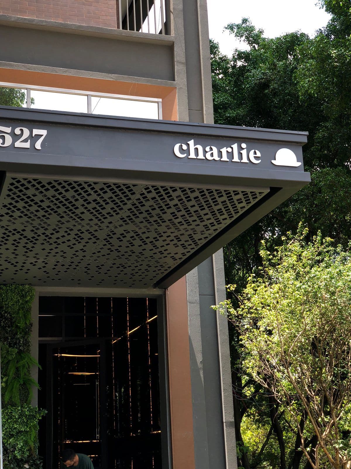 Iconyc House of Charlie