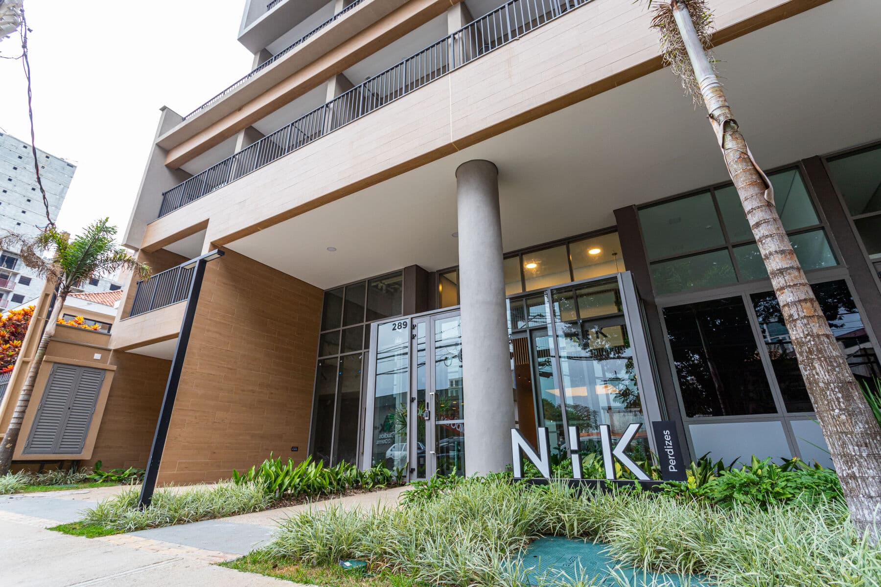 Charlie Nik Perdizes