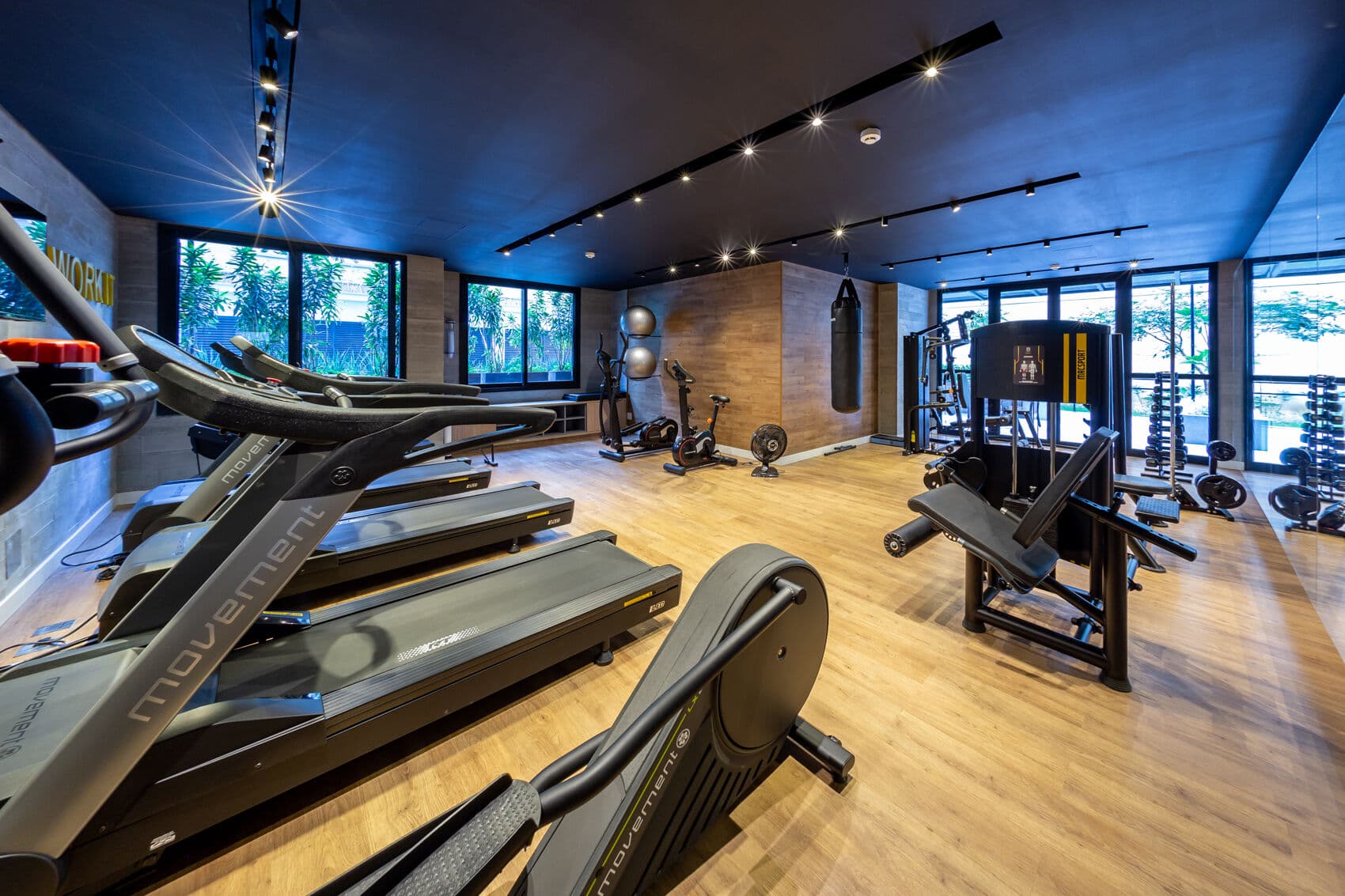 Charlie Contemporâneo Jardins