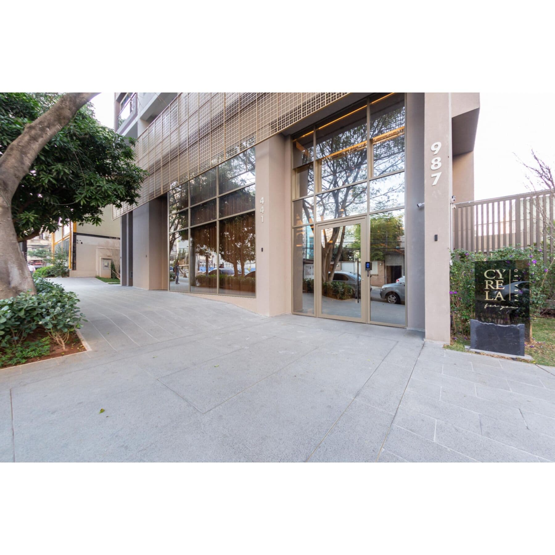 Charlie For You Paraíso