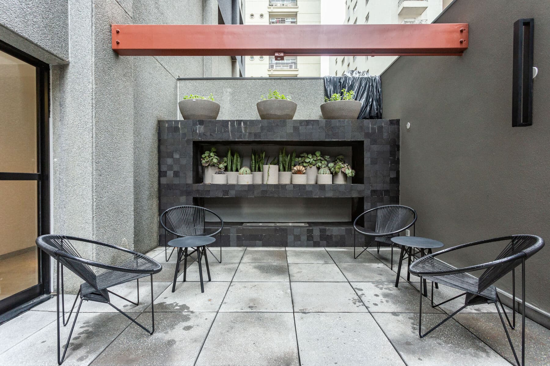 Charlie Sabiá Moema Essential