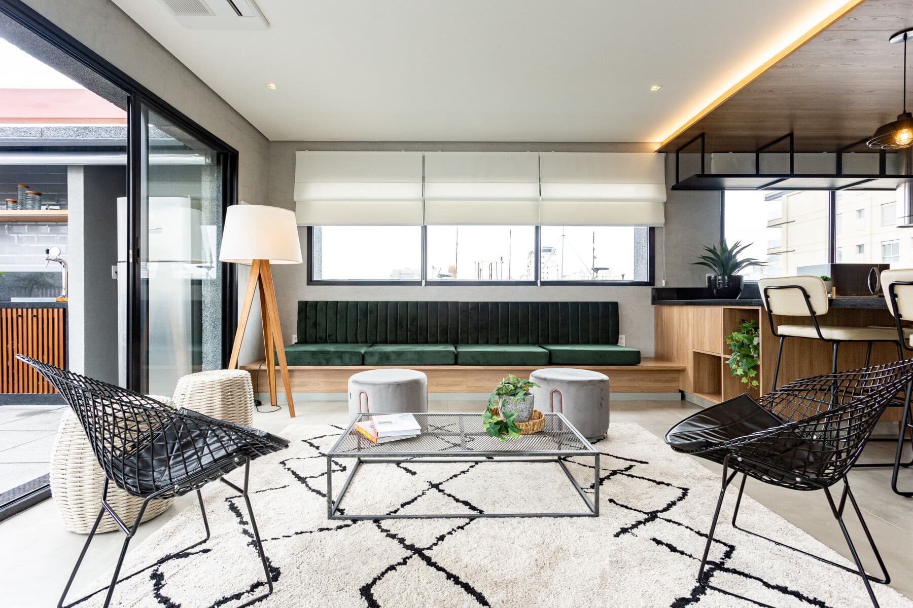 Charlie Sabiá Moema Essential