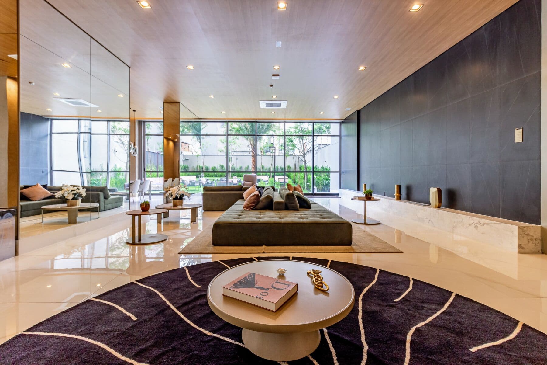 Charlie Grand Vitrali Moema