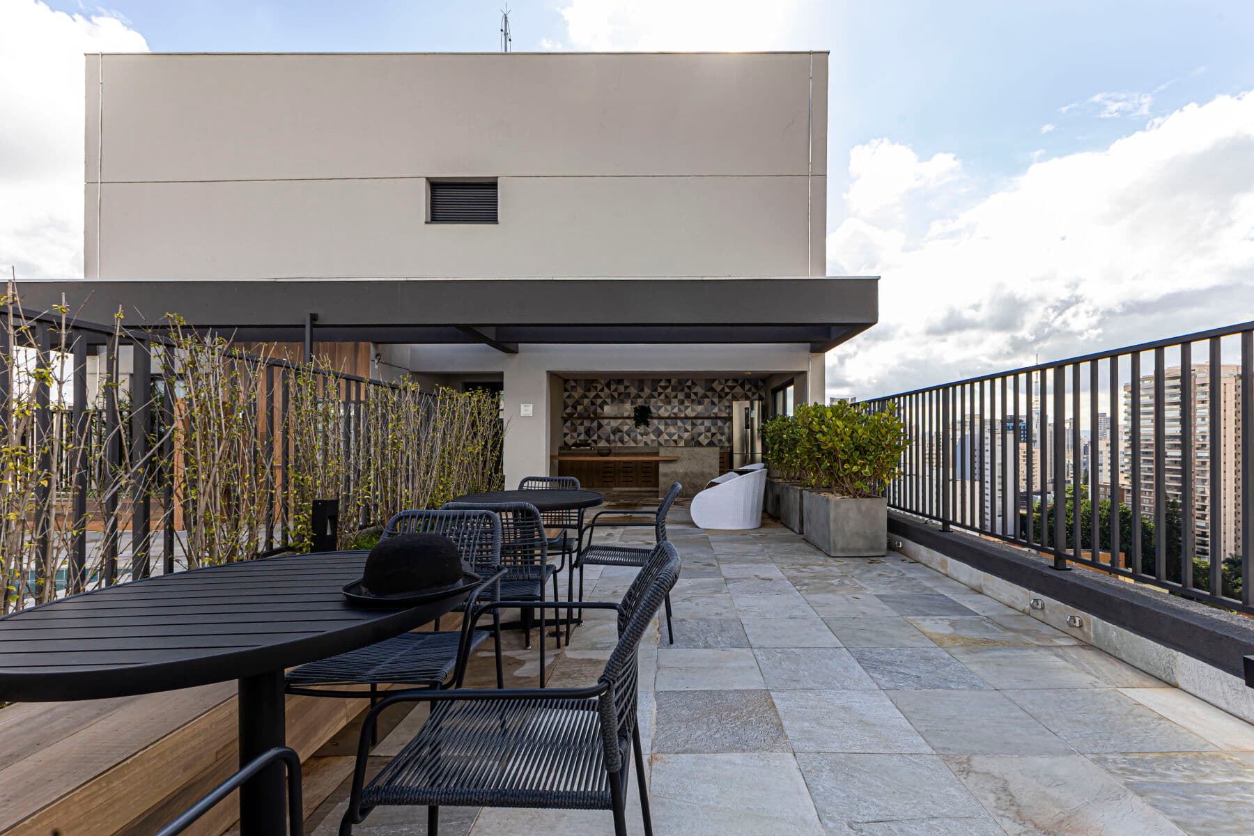 Charlie Librio Vila Mariana