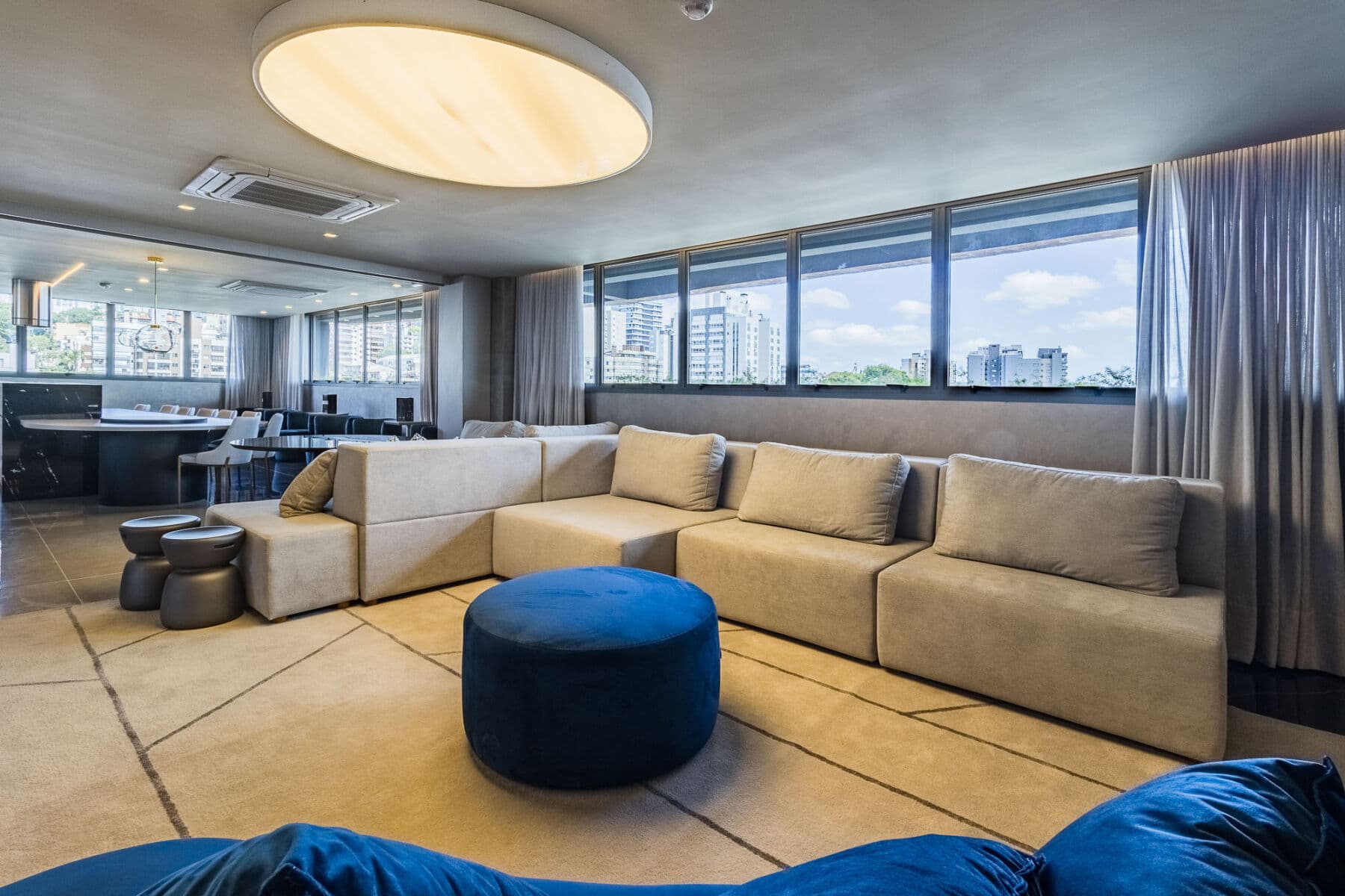 Charlie Skyline Moinhos