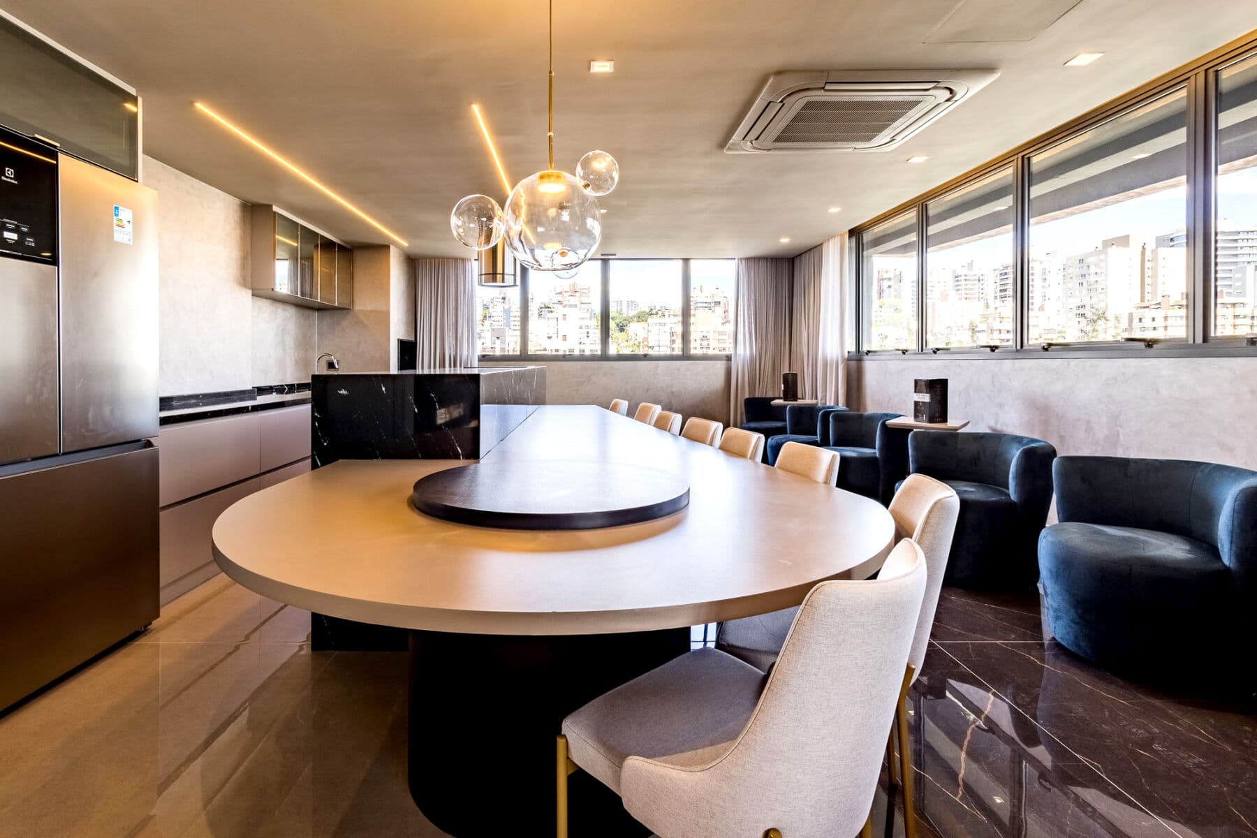 Charlie Skyline Moinhos