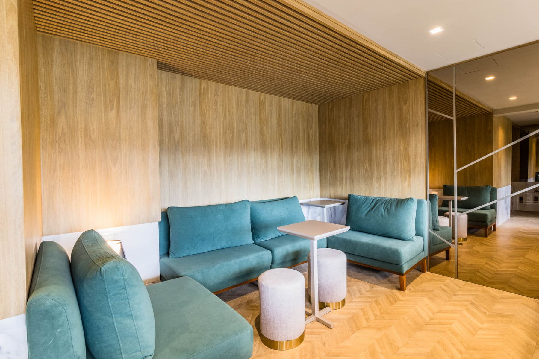 Charlie Skyline Moinhos