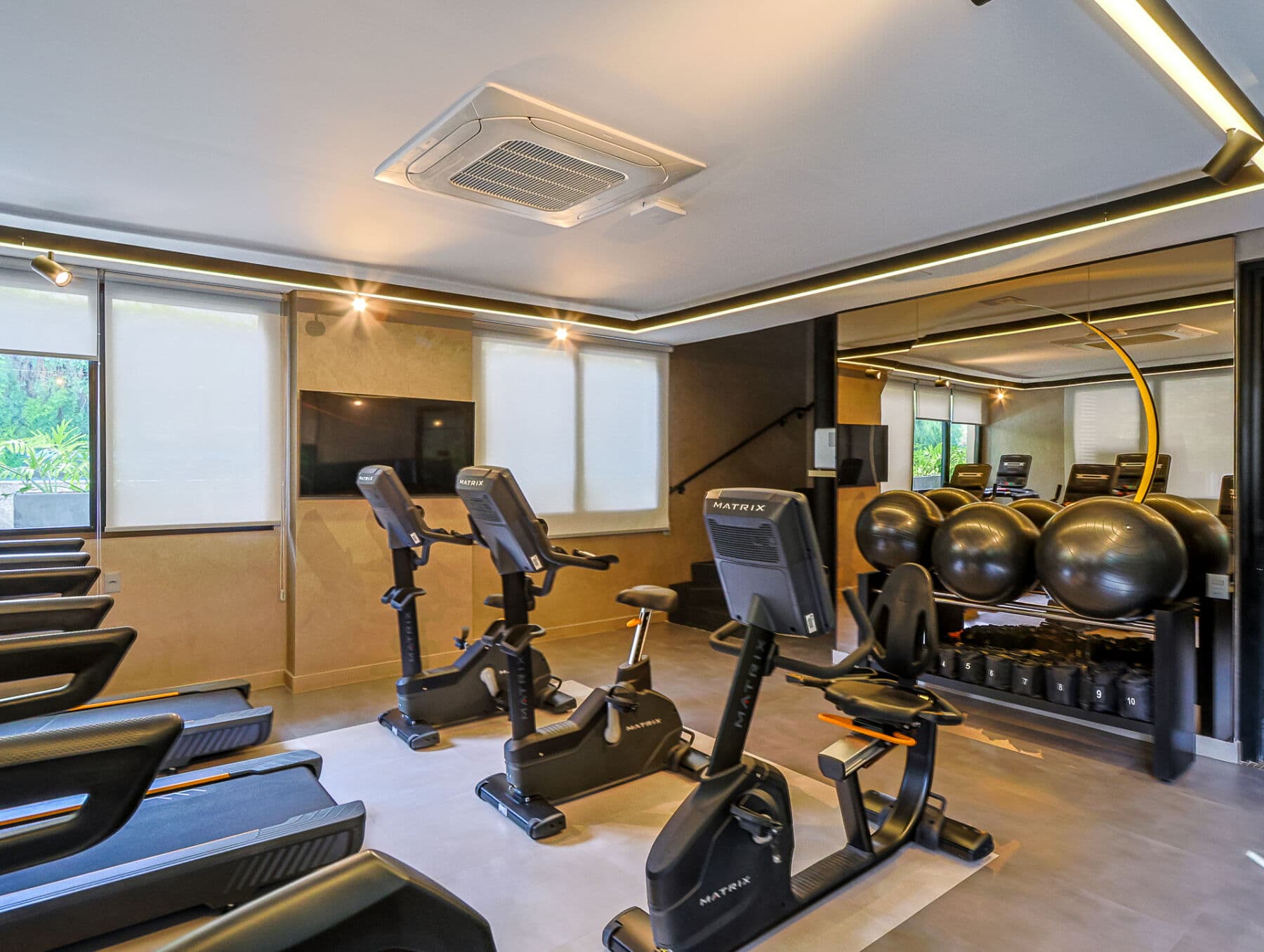 Charlie On The Sea Arpoador