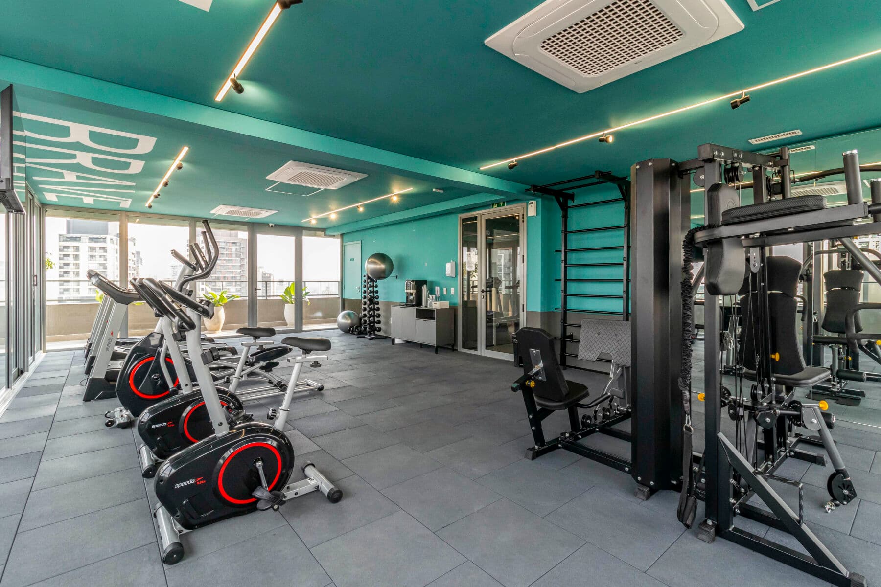 Charlie Wonder Brooklin