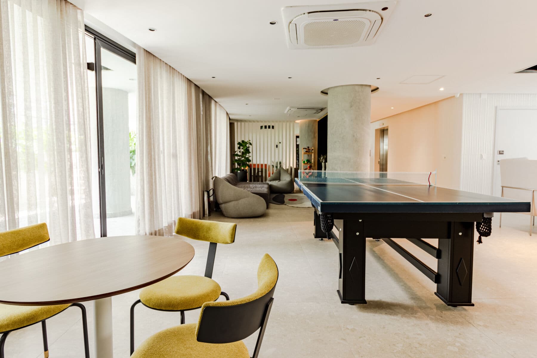 Charlie Window Moema