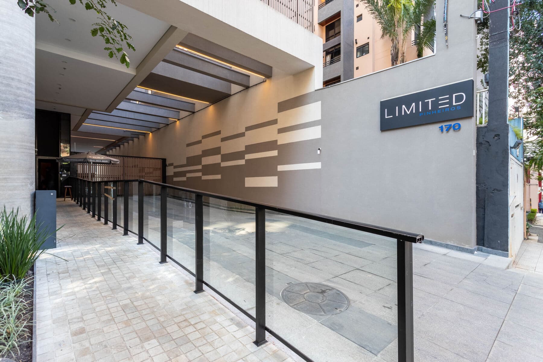 Charlie Alves Guimarães Pinheiros