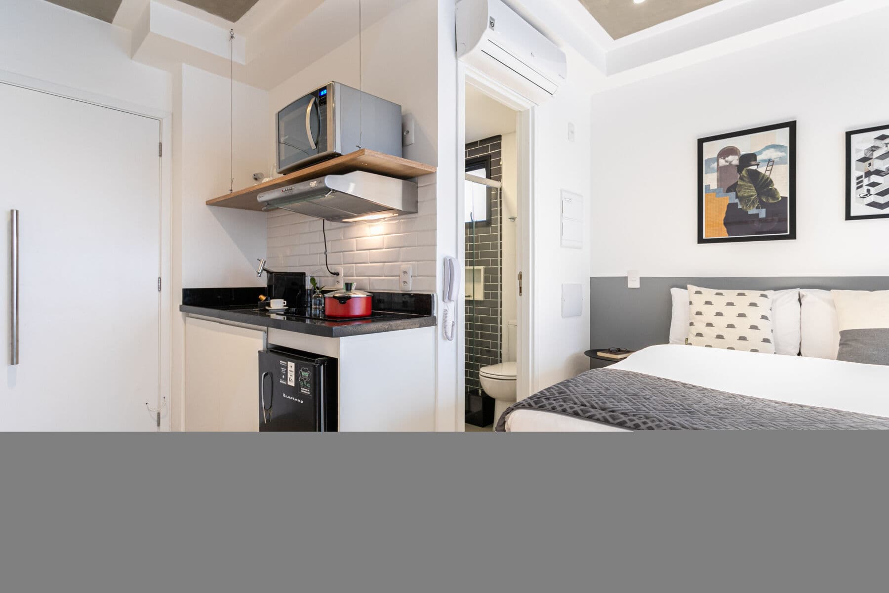 Studio Essencial Casal - Charlie Itaim Bueno Brandão