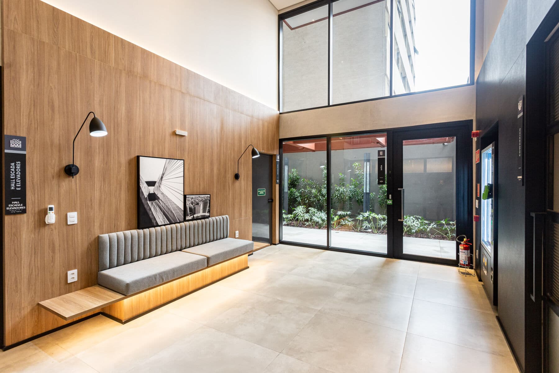 Charlie Sabiá Moema