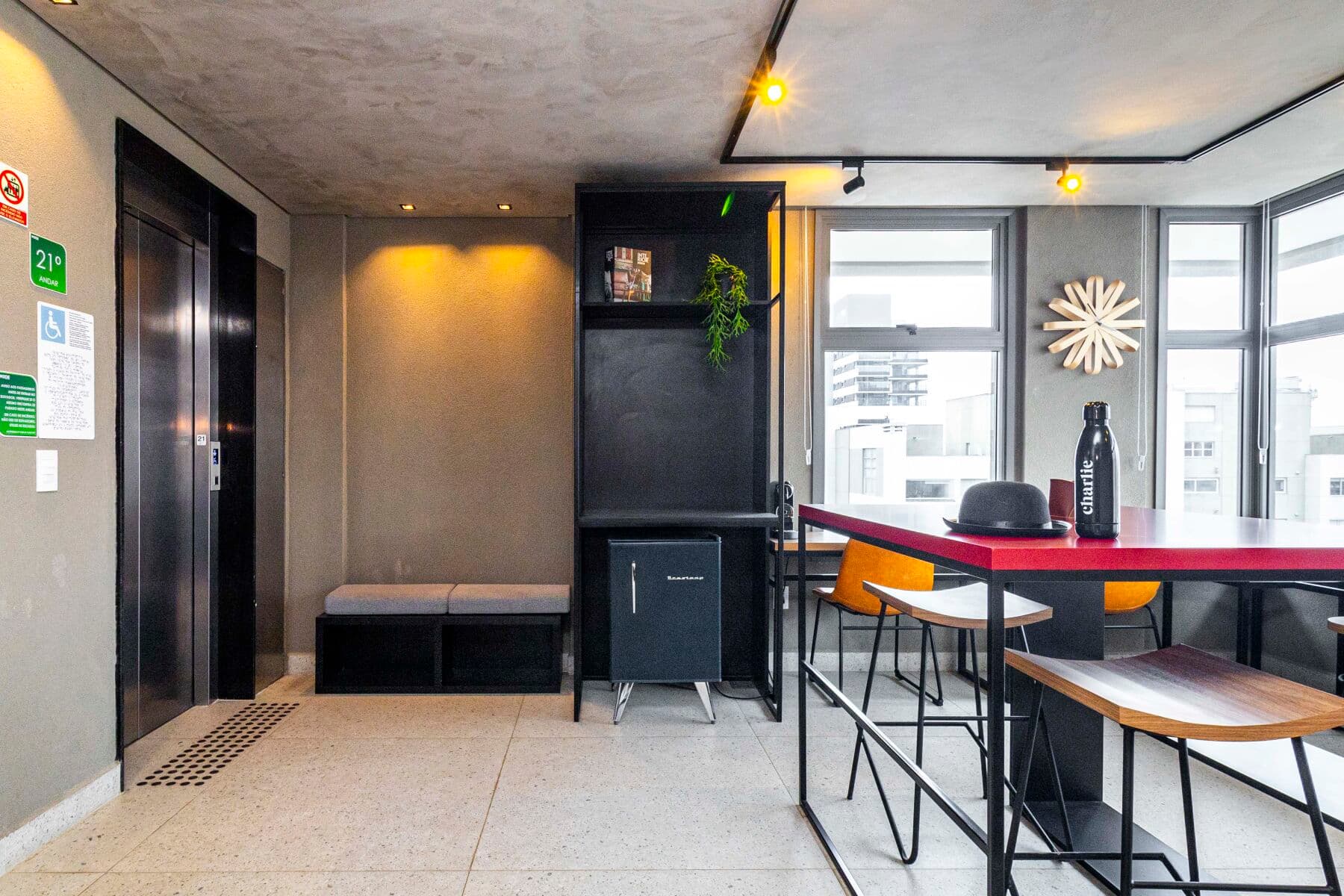 Charlie Mode Perdizes