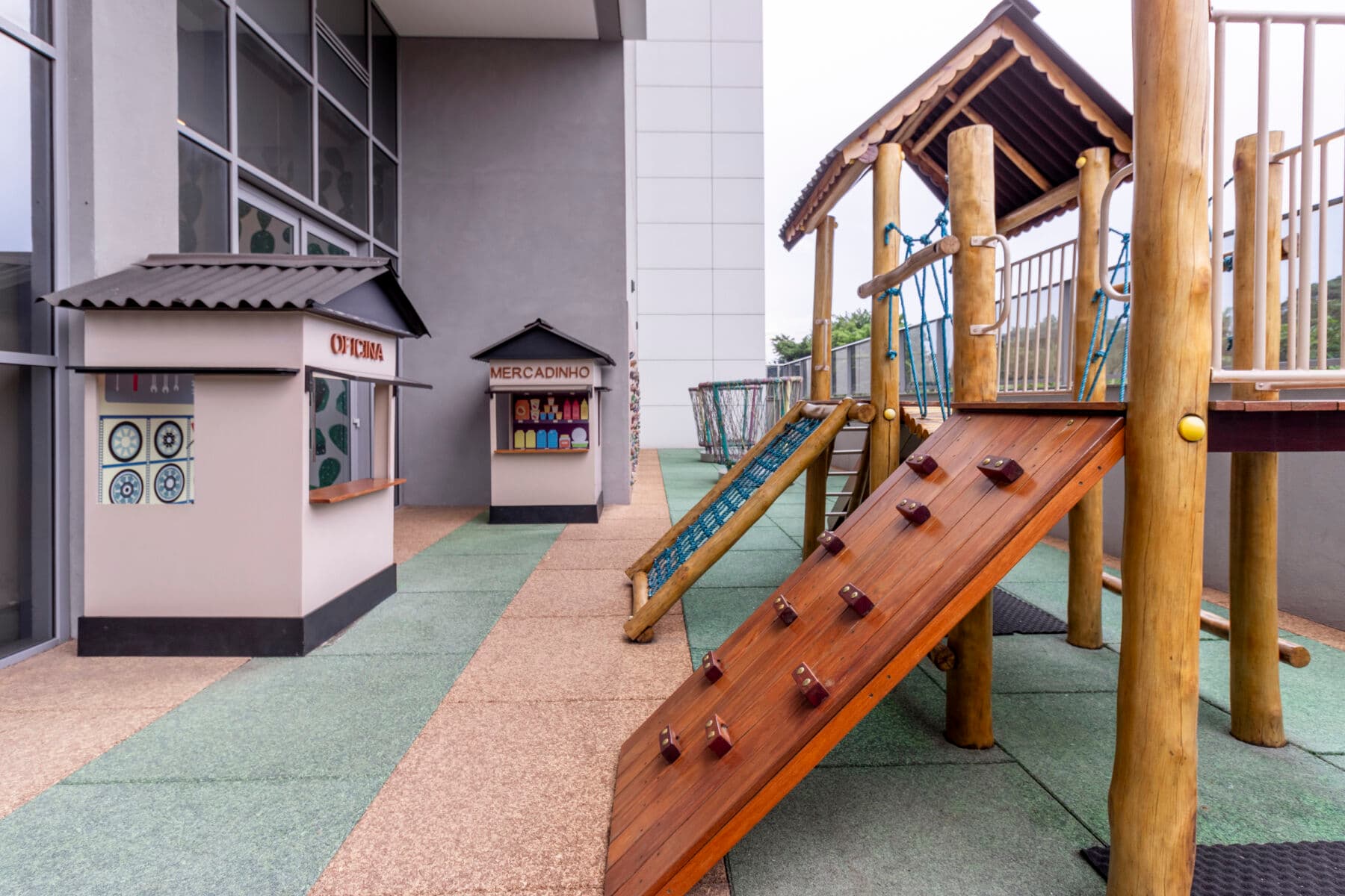 Charlie Wide Pinheiros