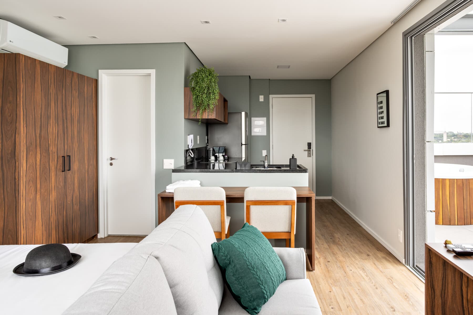 Charlie Jockey Pinheiros