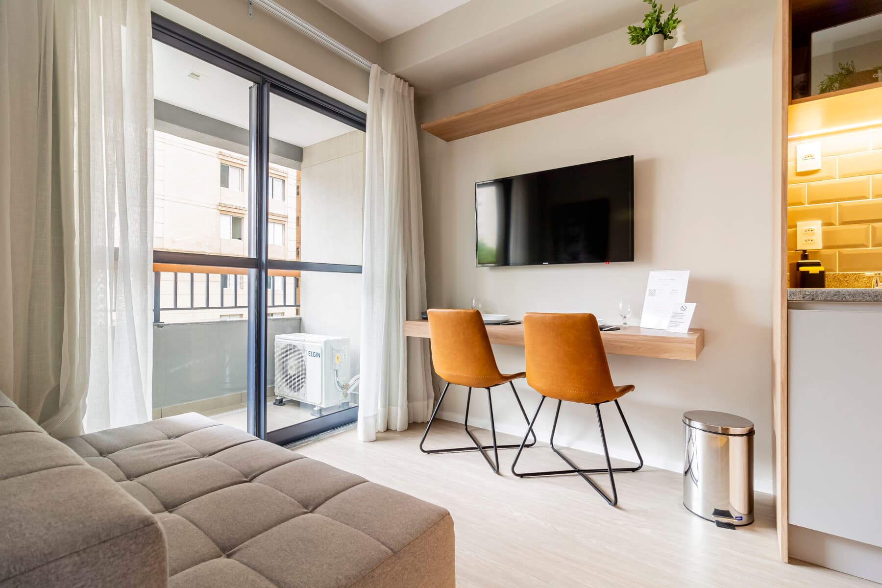 Charlie Uwin Brooklin