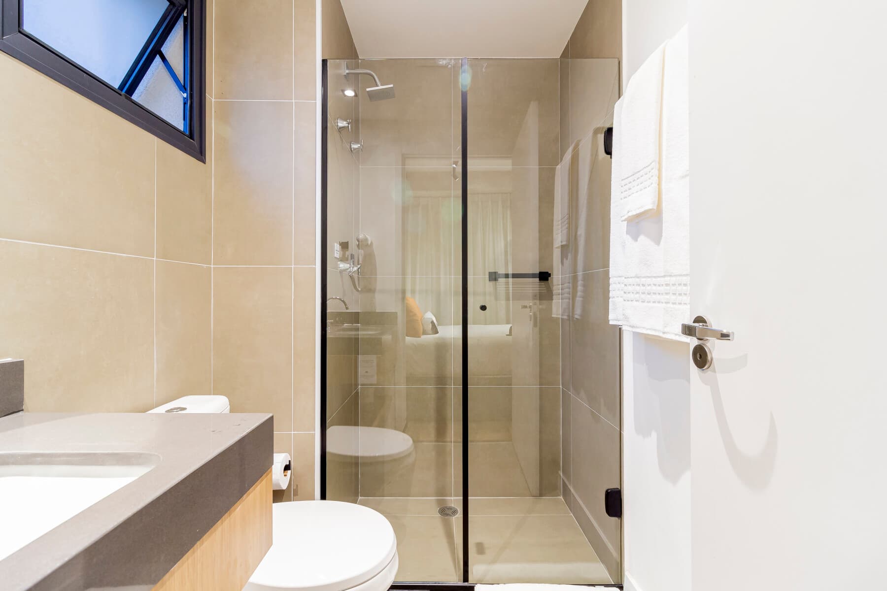 Charlie Uwin Brooklin