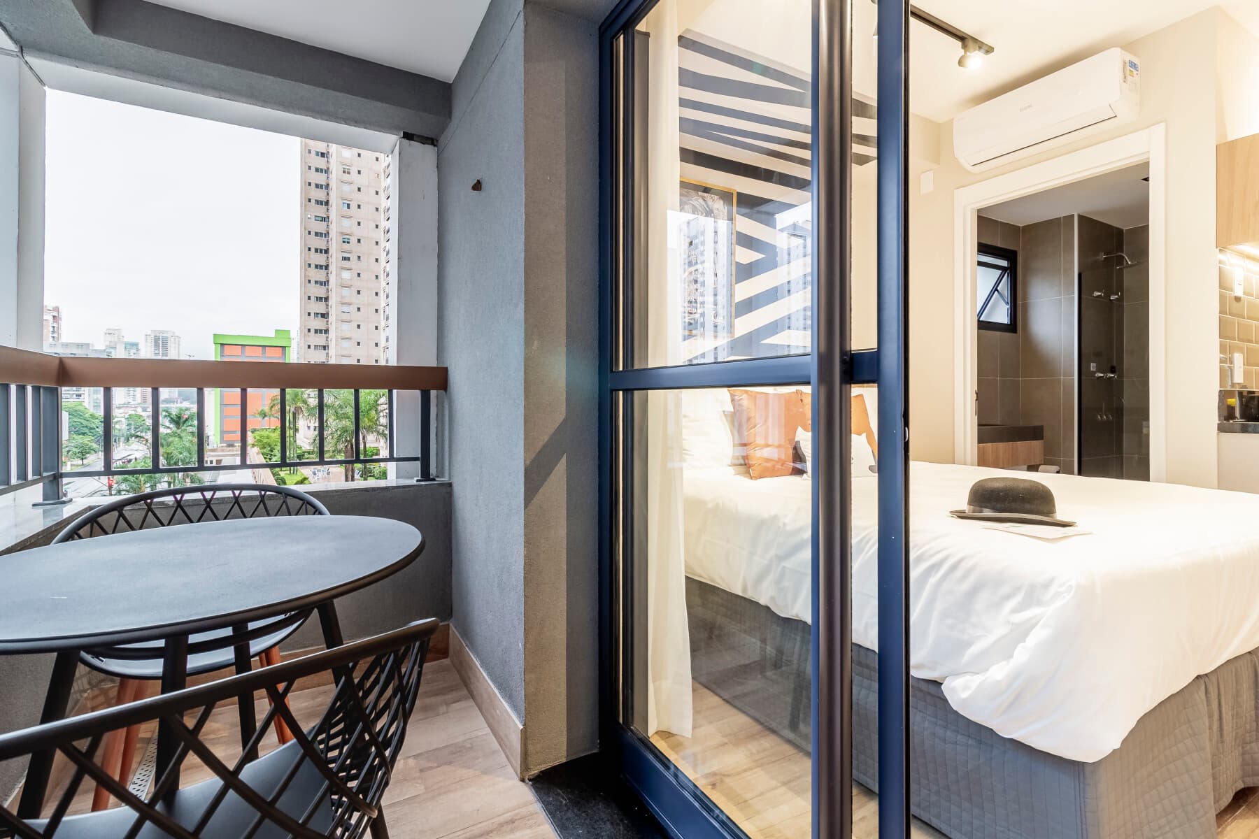 Charlie Uwin Brooklin