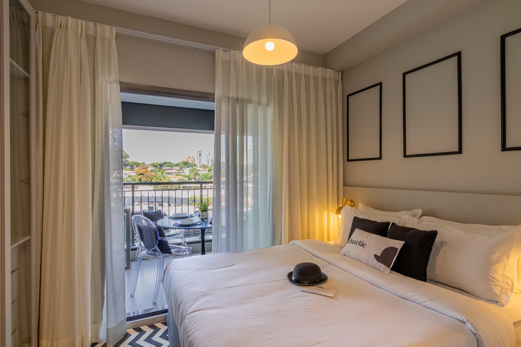 Charlie Thera Ibirapuera