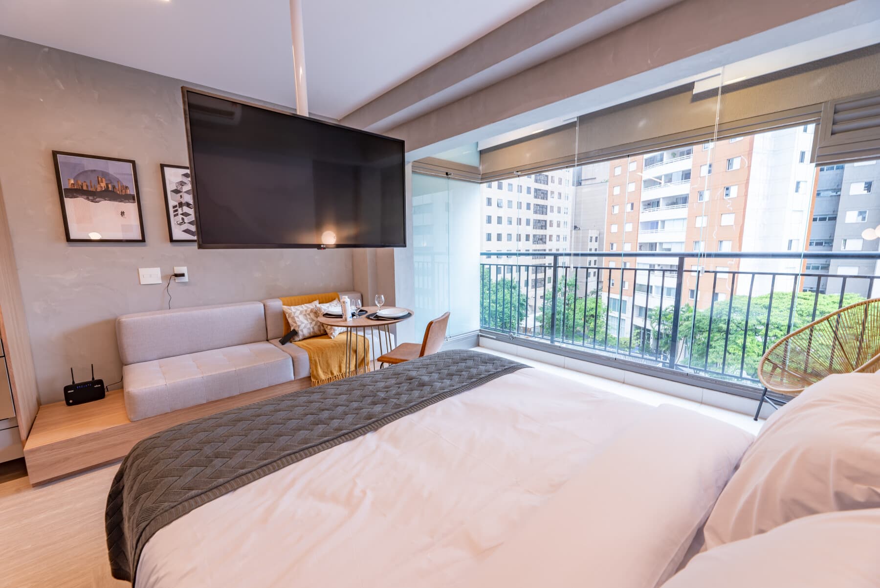 Studio Deluxe Casal - NR - Charlie Vitrali Moema