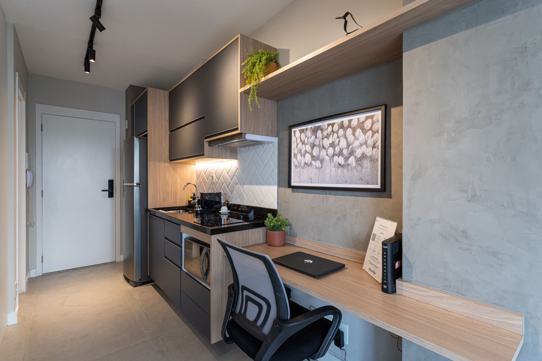 Studio Standard Casal com Sofá Cama - Charlie Vitrali Moema