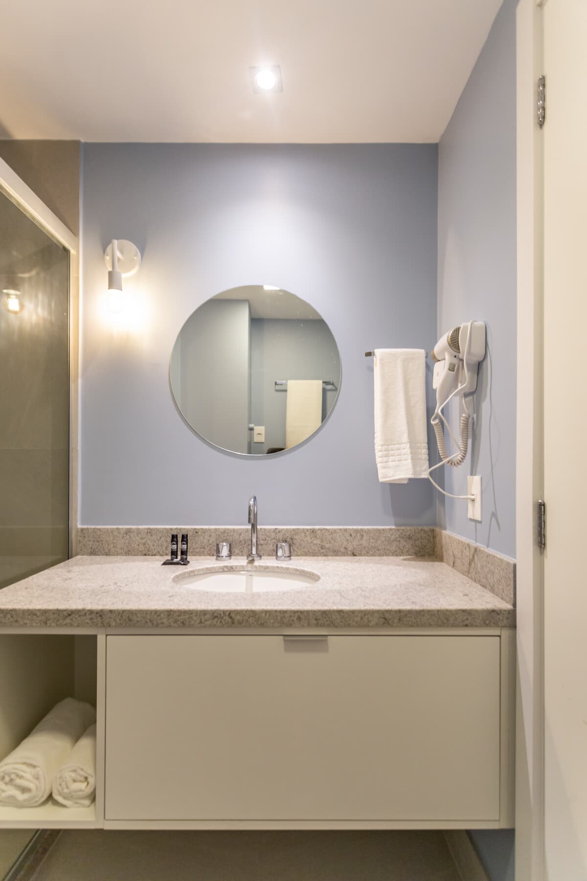 Charlie JP Redenção Cidade Baixa