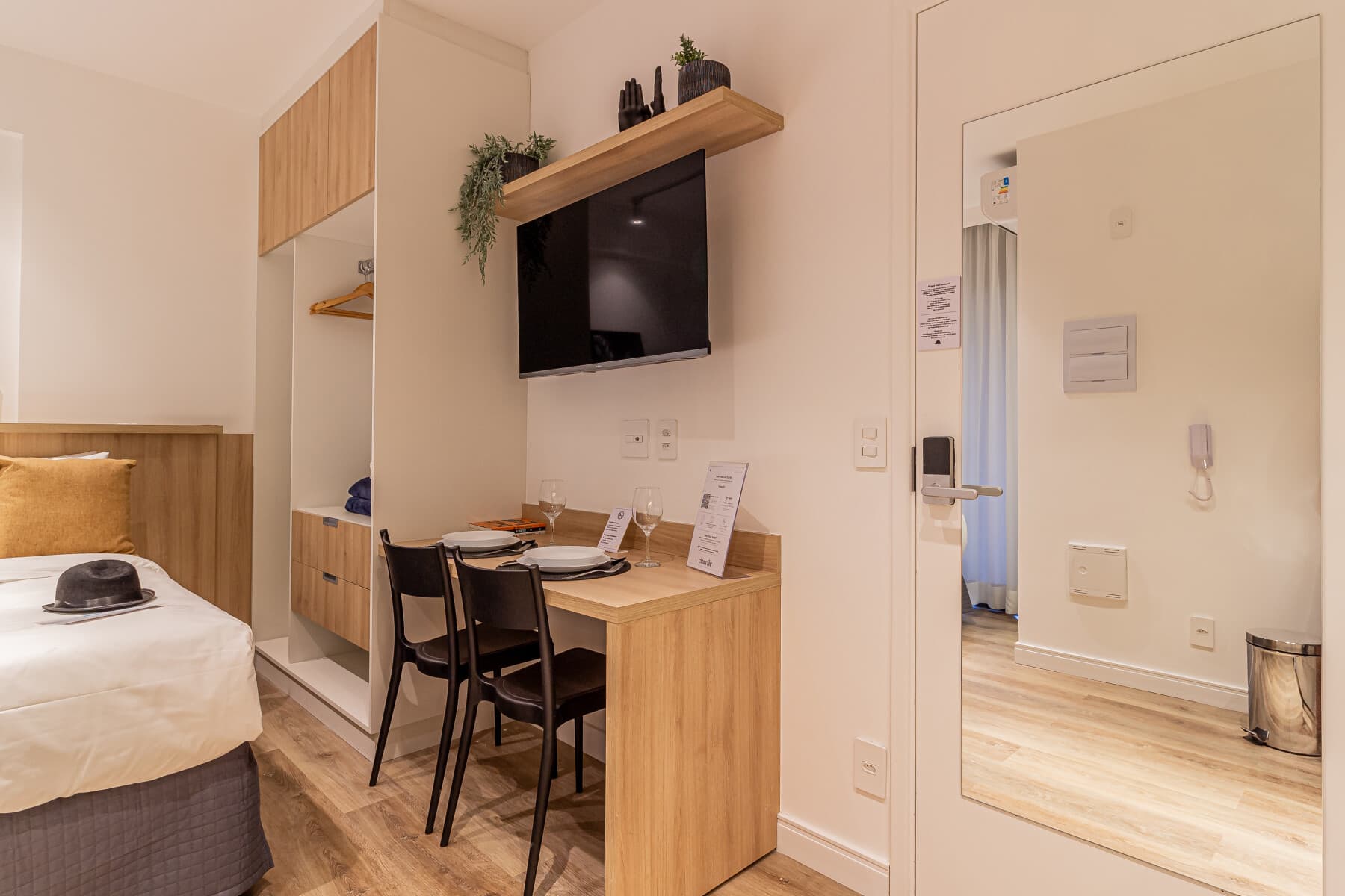 Studio Solteiro com Varanda - Charlie Harmonia Vila Madalena