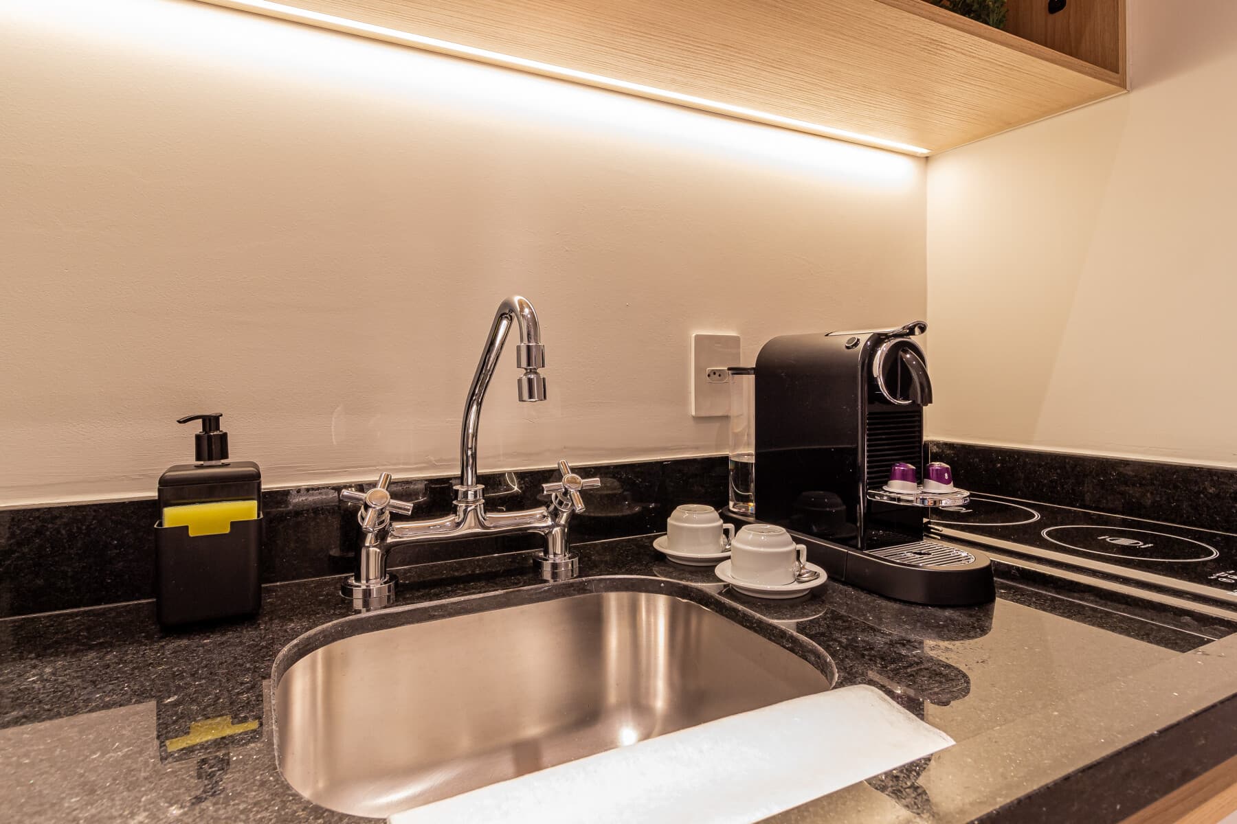 Studio Solteiro com Varanda - Charlie Harmonia Vila Madalena