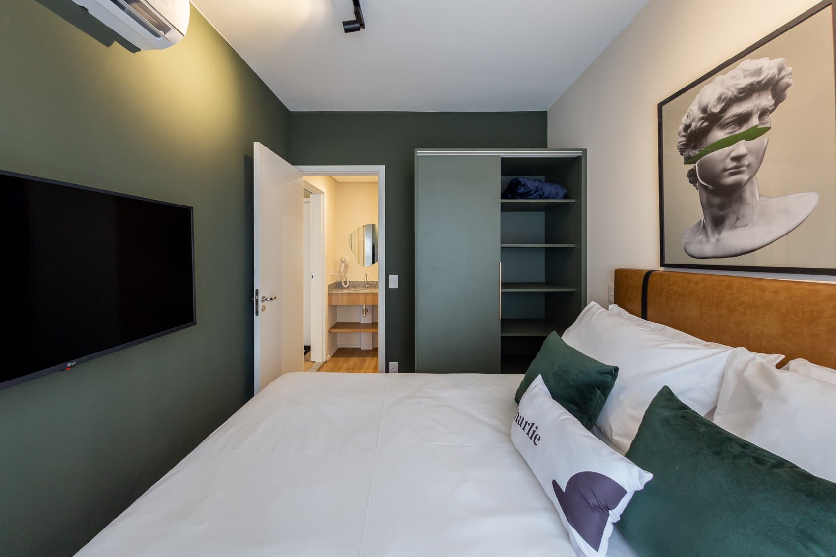 Charlie Panorama Butantã