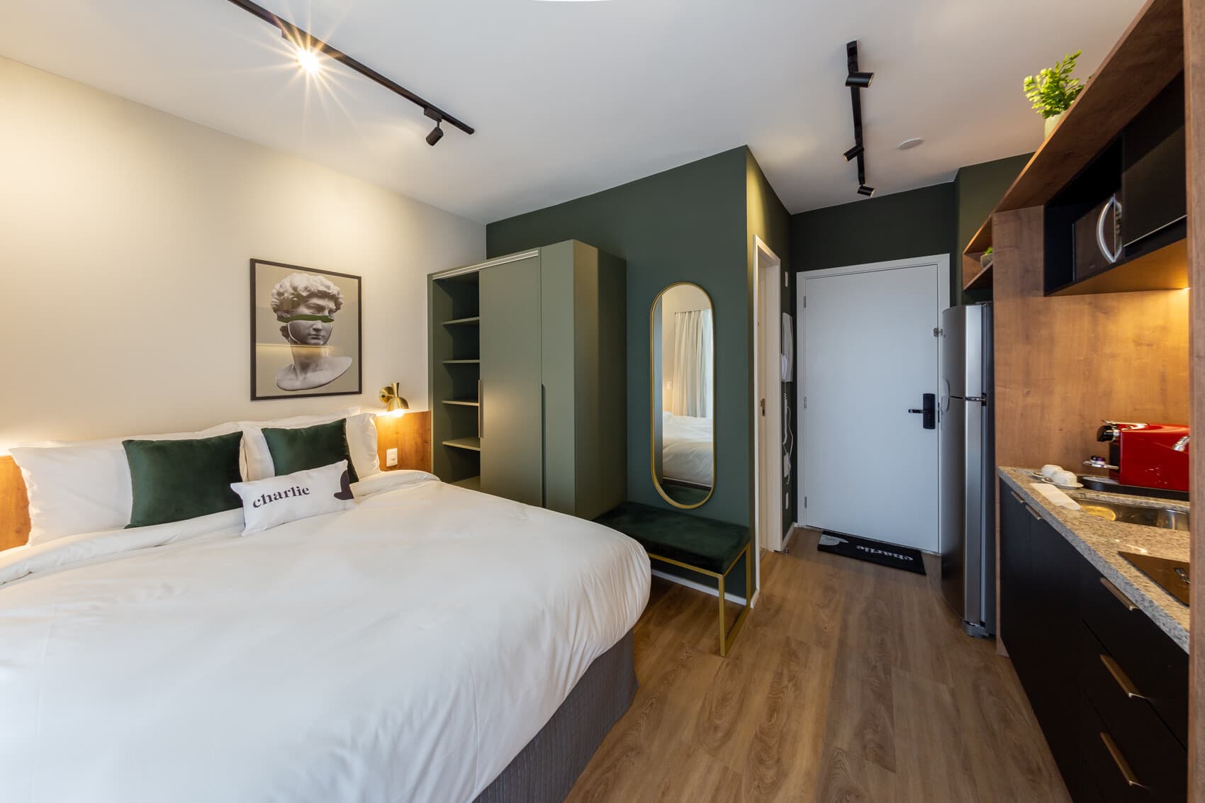 Charlie Panorama Butantã