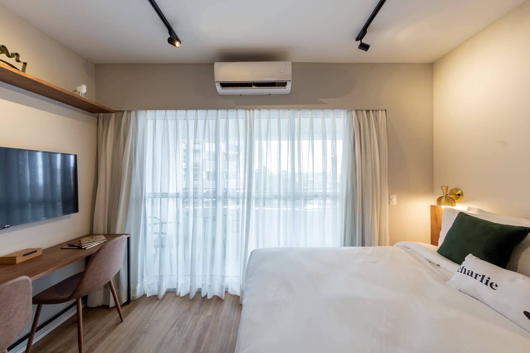 Charlie Panorama Butantã