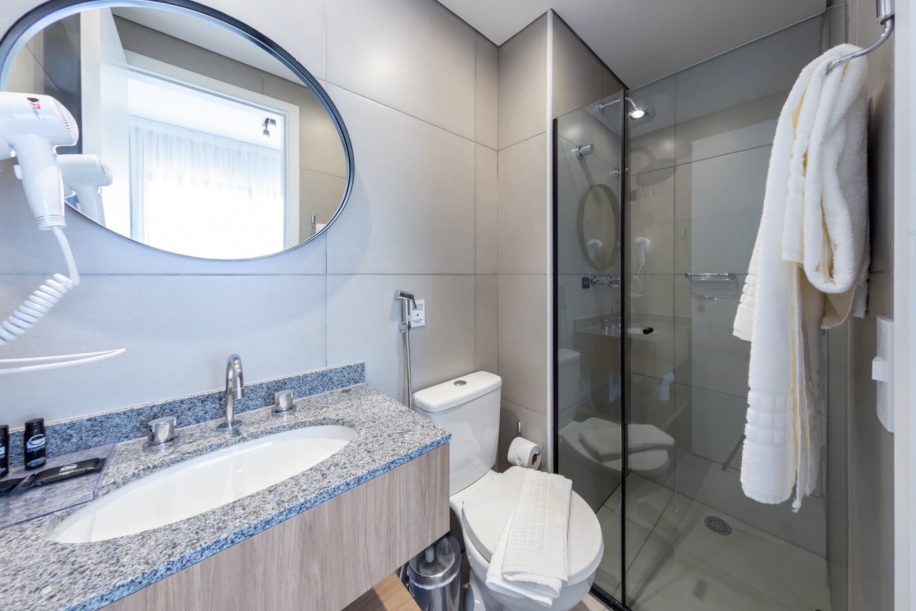 Charlie Nik Pinheiros