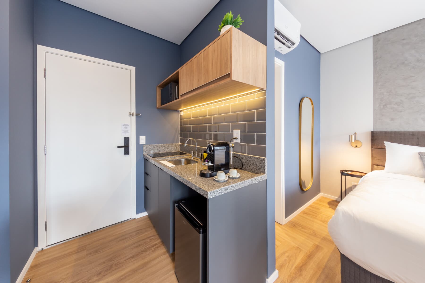 Charlie Nik Pinheiros