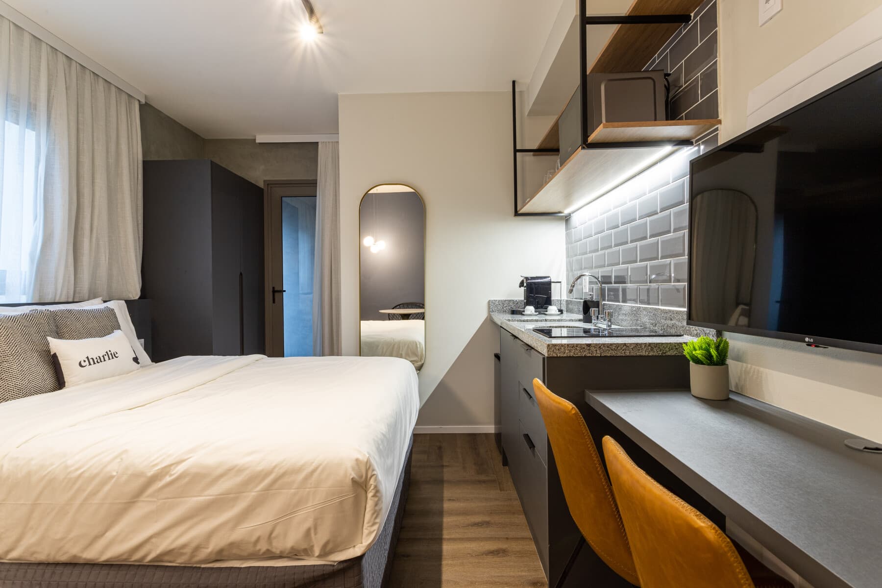 Charlie Nik Perdizes