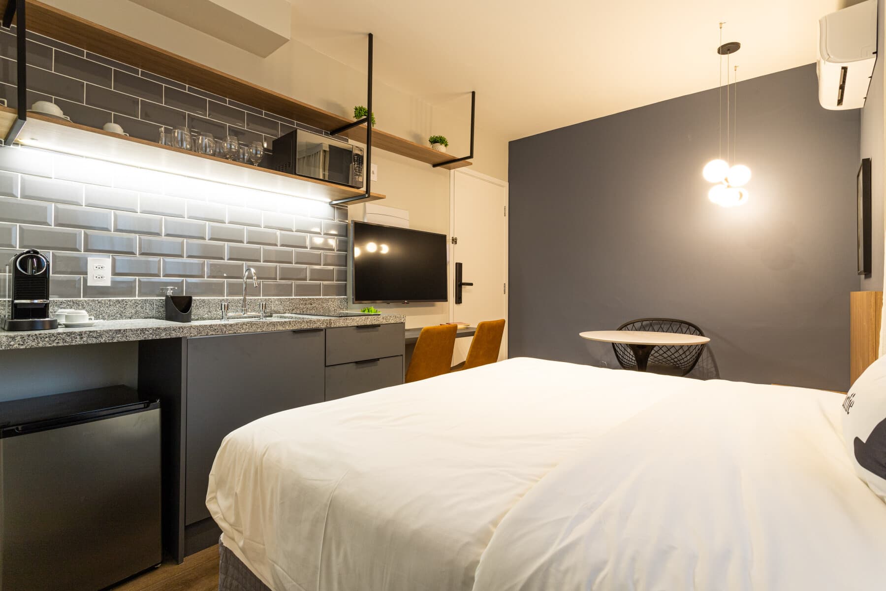 Charlie Nik Perdizes