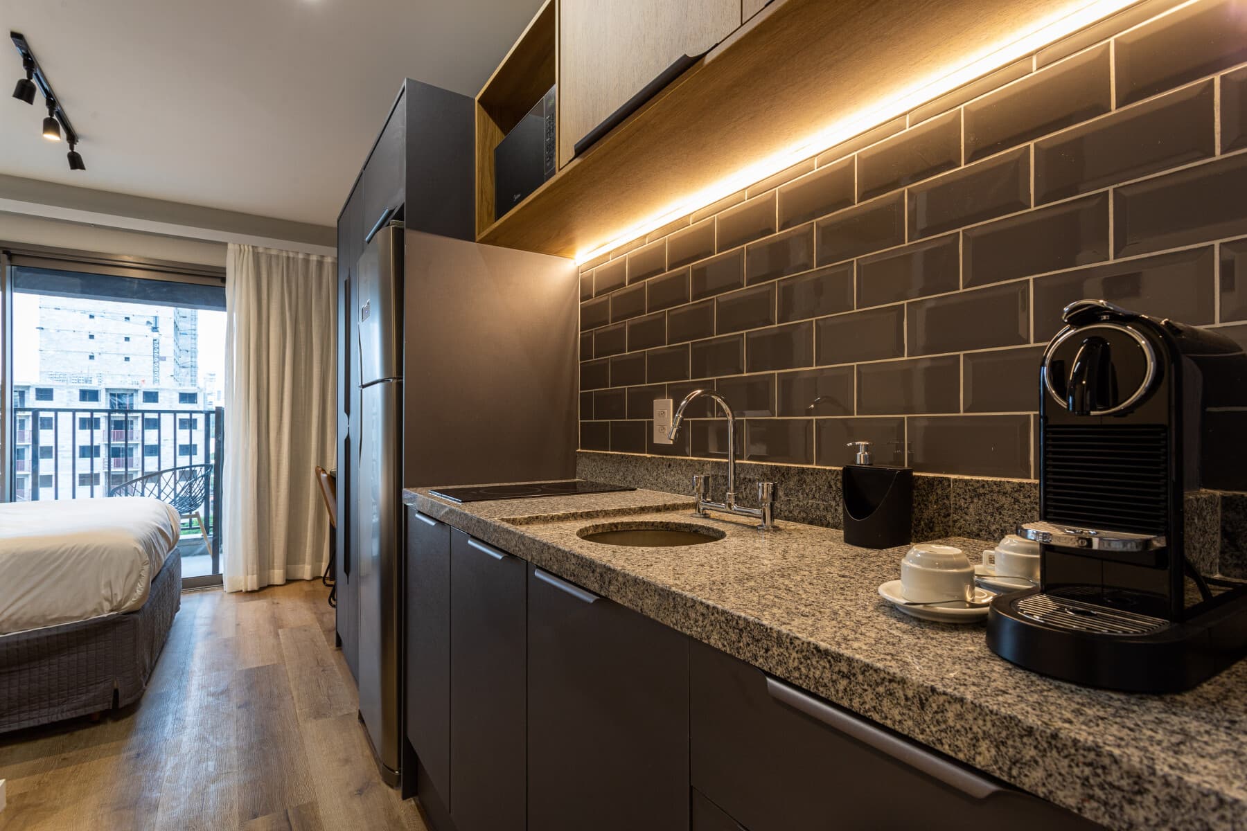 Studio Casal com Varanda R - Charlie Nik Perdizes