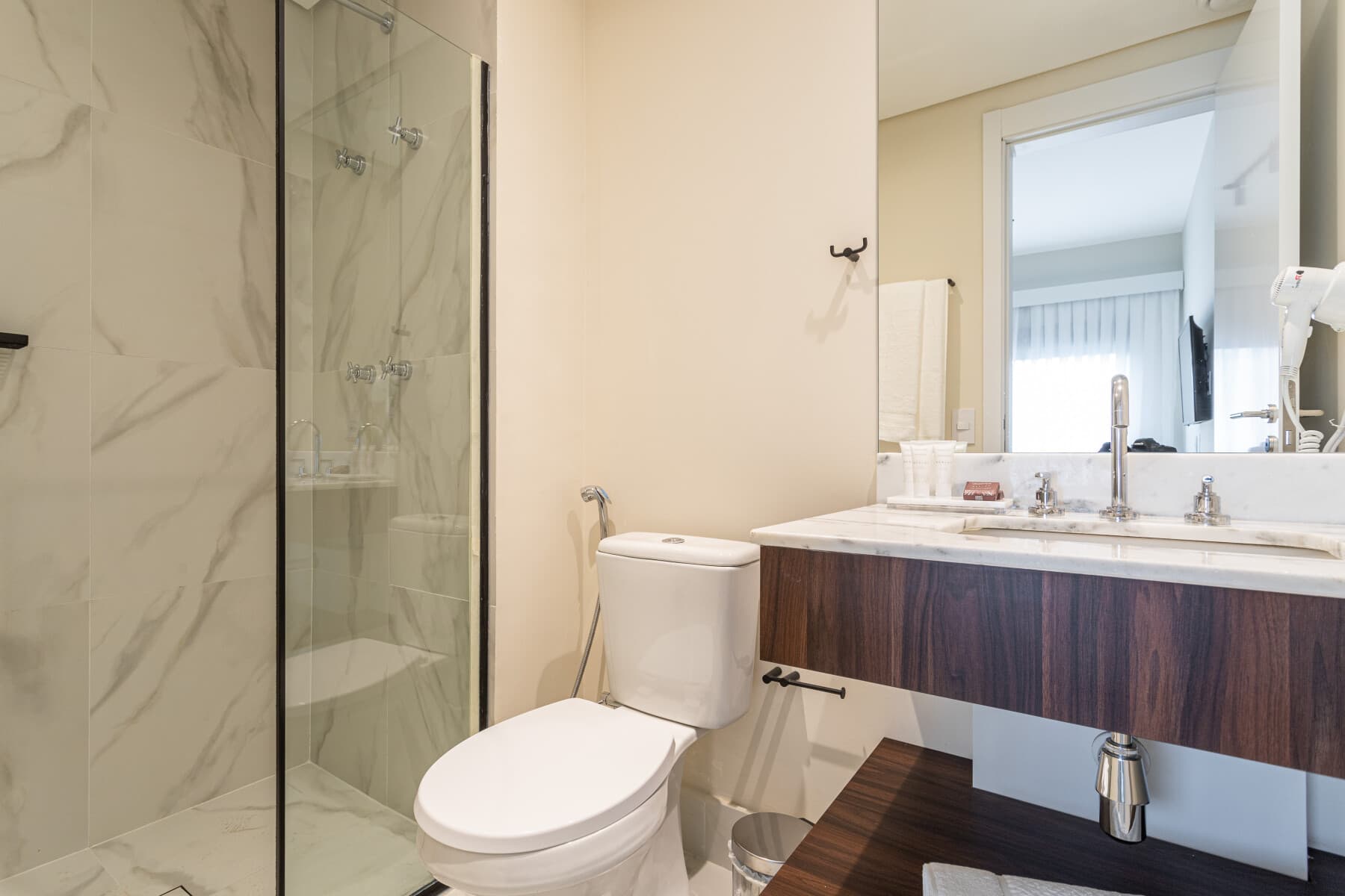 Apartamento 1 Dorm Casal - 60M - Iconyc House of Charlie