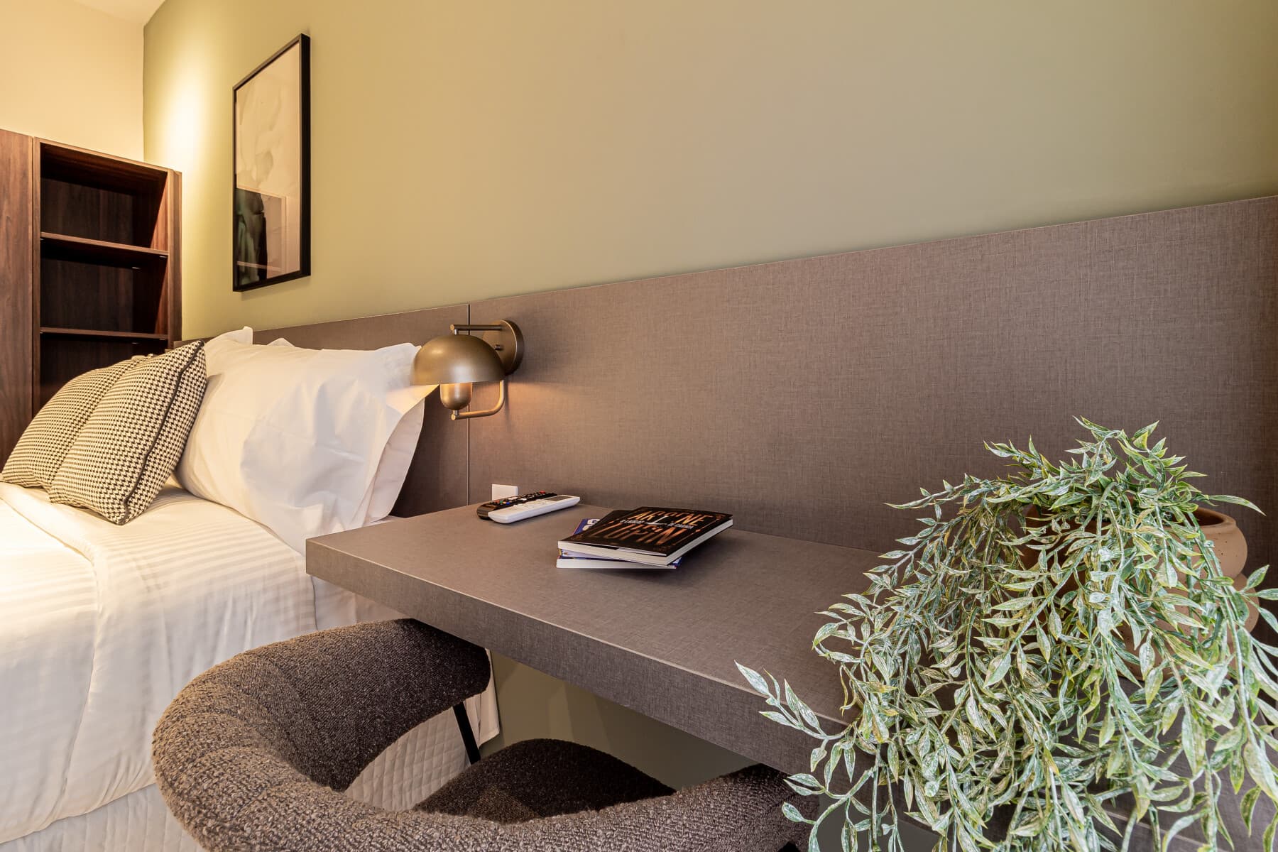 Apartamento 2 Dorms (Casal e 2 Solteiro) - 60M - Iconyc House of Charlie