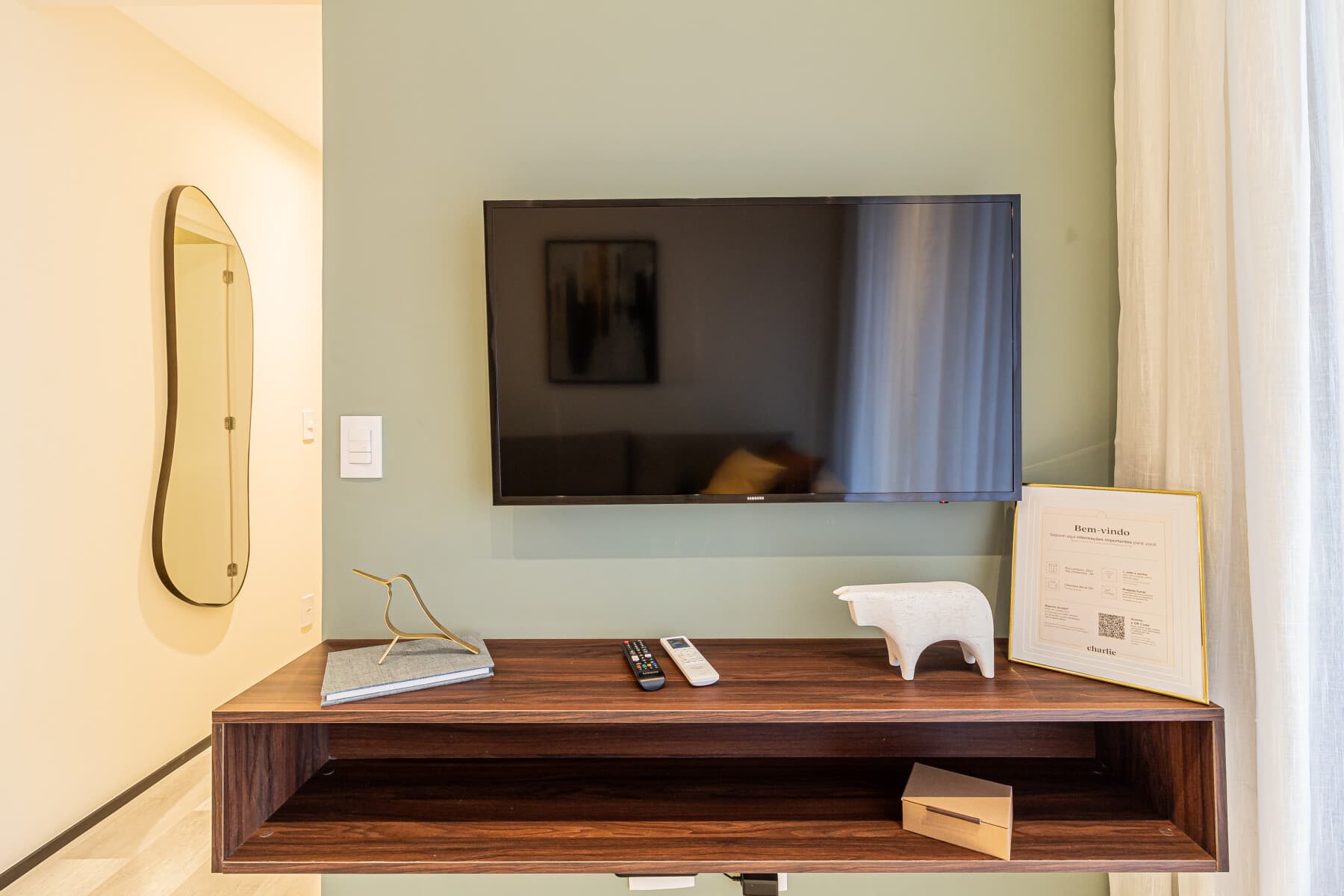 Iconyc House of Charlie