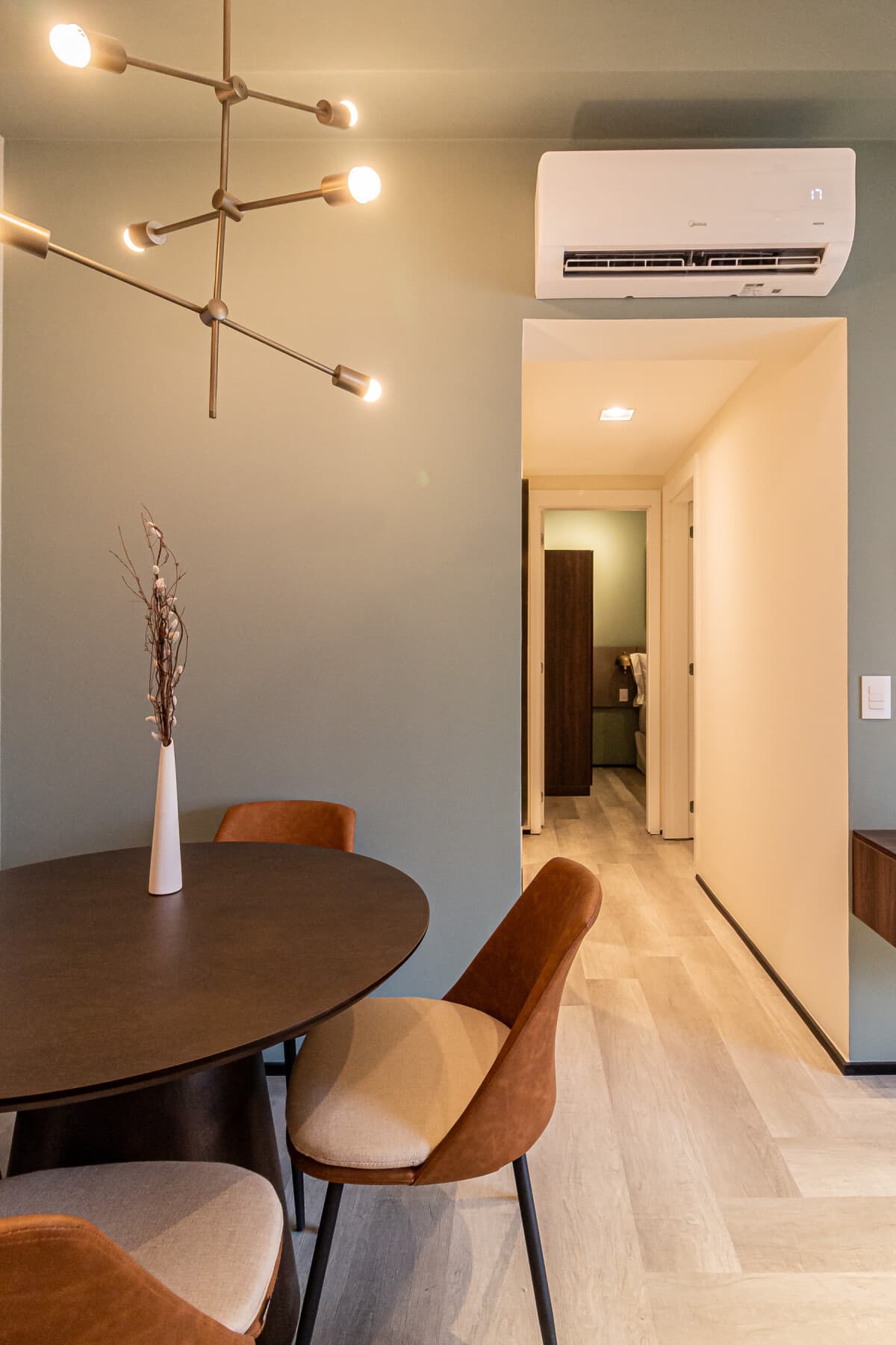 Apartamento 2 Dorms (Casal e 2 Solteiro) - 60M - Iconyc House of Charlie